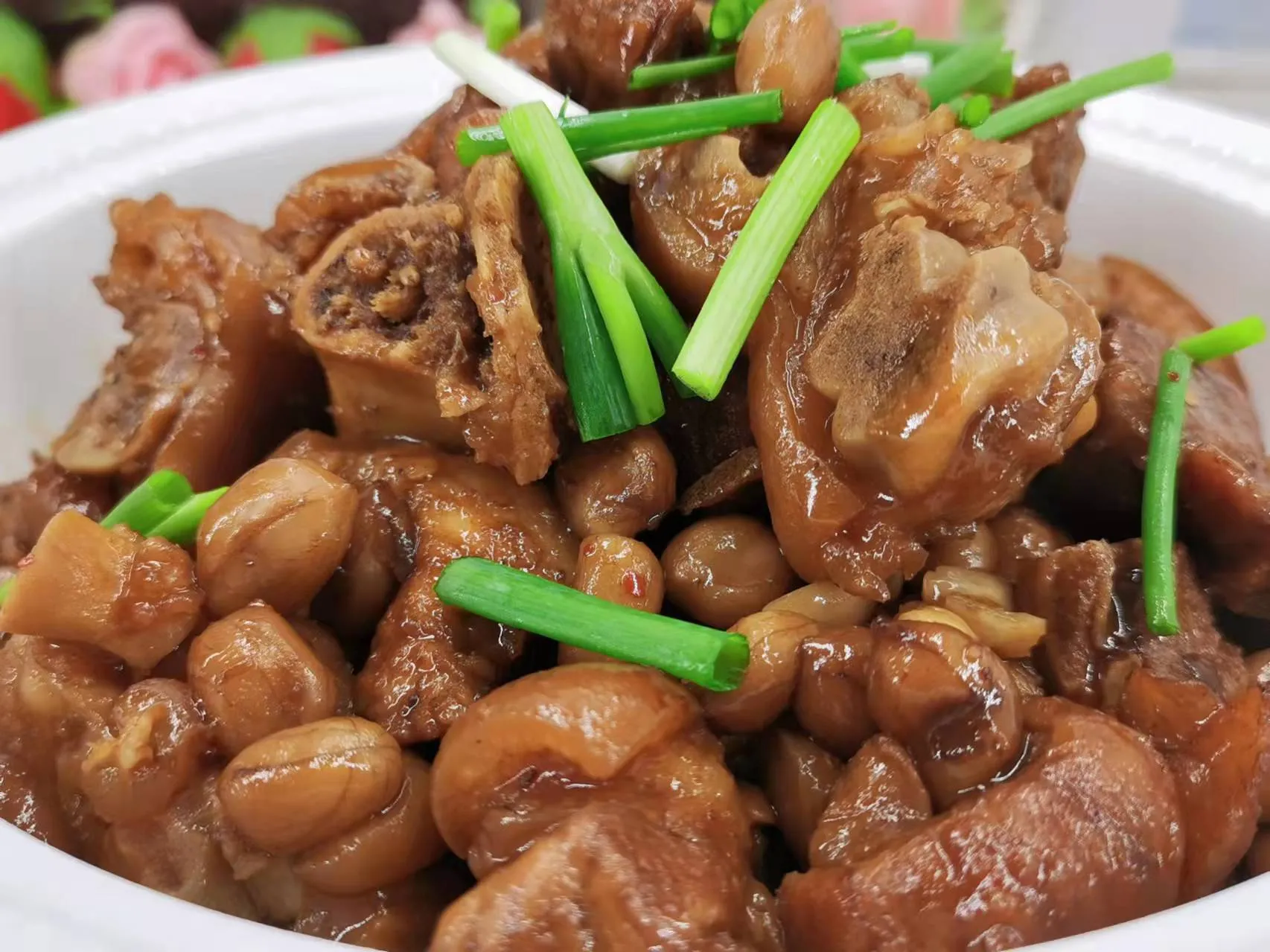 Braised pork trotters with peanuts - a classic Chinese dish combining pork with peanuts